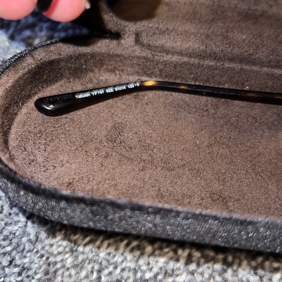 Tom Ford.
Tallulah Cat Eye Sunglasses. Brown. - Picture 6 of 10